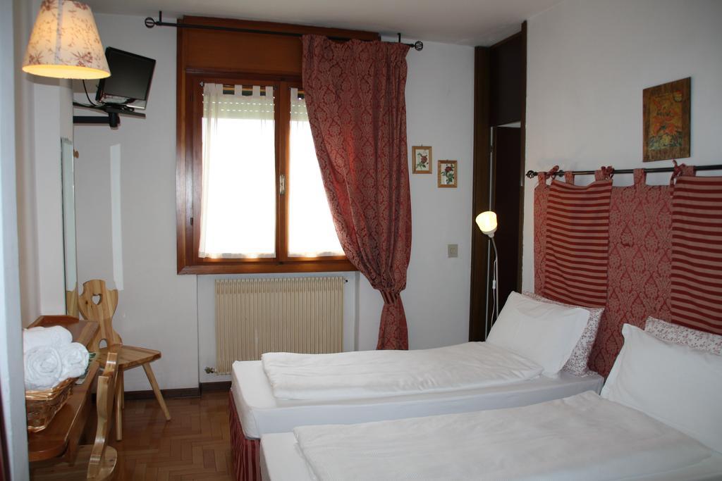 Hg Hotel La Caminatha Val di Zoldo Quarto foto